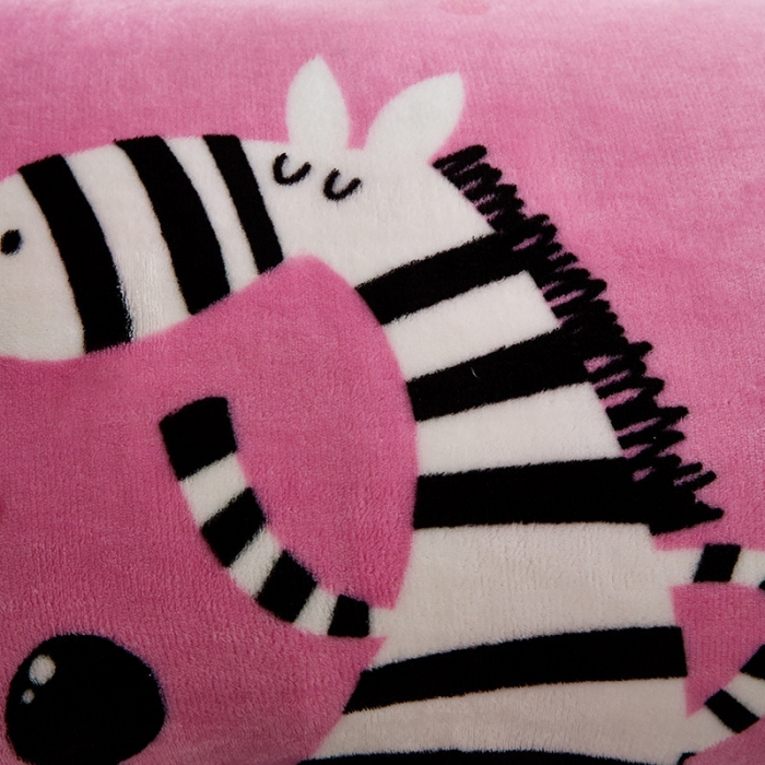 91家纺网 家纺一手货源 找家纺 KT猫直营店2024新款卡通法莱绒牛奶绒情侣四件套 黑白之吻