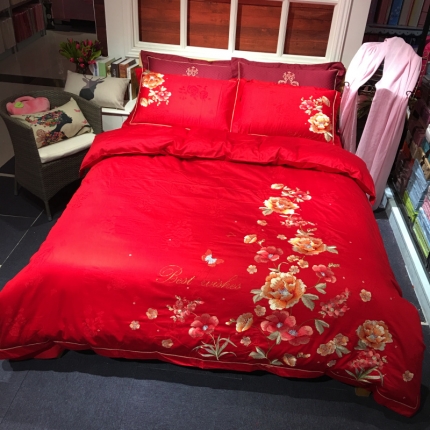 91家纺网 家纺一手货源 找家纺 （总）玖玖爱家纺贡缎提花加绣花四件套