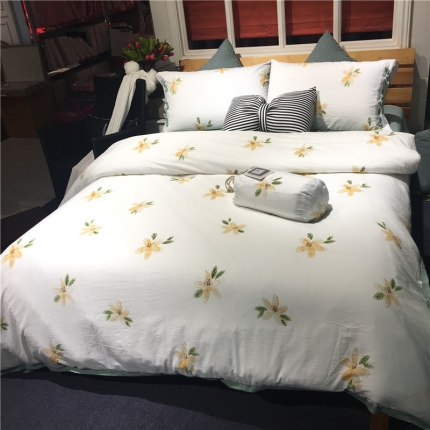 91家纺网 家纺一手货源 找家纺 玖玖爱家纺 2017新款水洗棉四件套实拍图 花蕊