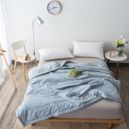 91家纺网 家纺一手货源 找家纺  玖玖爱 水洗棉夏被 浅蓝小格