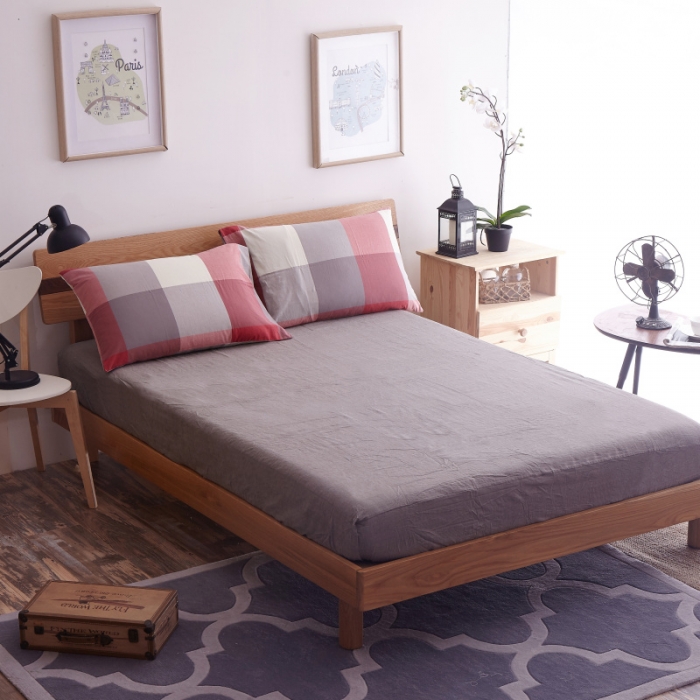 91家纺网 家纺一手货源 找家纺 玖玖爱 水洗棉四件套床单款  红灰大格