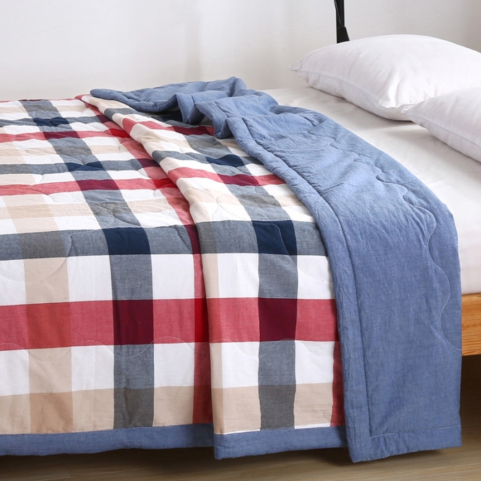 91家纺网 家纺一手货源 找家纺  玖玖爱 水洗棉夏被 红蓝中格