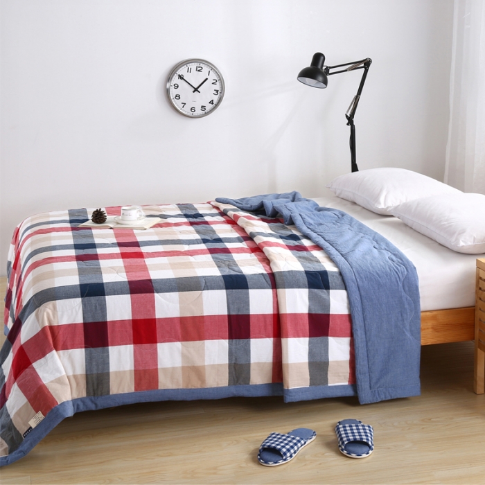 91家纺网 家纺一手货源 找家纺  玖玖爱 水洗棉夏被 红蓝中格