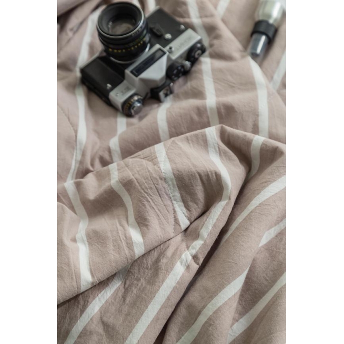 91家纺网 家纺一手货源 找家纺  玖玖爱 水洗棉夏被 卡宽条