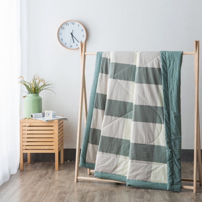 91家纺网 家纺一手货源 找家纺  玖玖爱 水洗棉夏被 绿大格