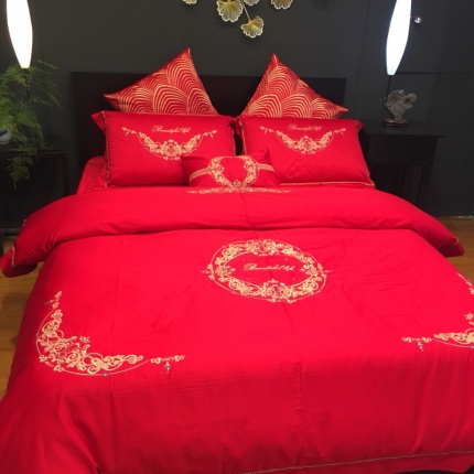 91家纺网 家纺一手货源 找家纺 （总）玖玖爱 2018新款贡缎绣花系列