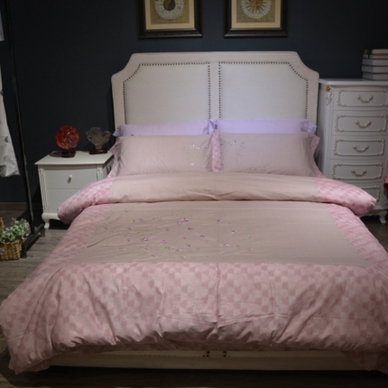 91家纺网 家纺一手货源 找家纺 玖玖爱2019新款40支绣花系列四件套 一揽芳华-豆沙