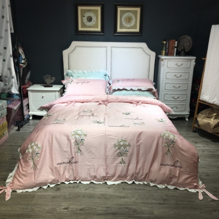 91家纺网 家纺一手货源 找家纺 （总）玖玖爱 2020新款80支长绒棉工艺绣花系列四件套