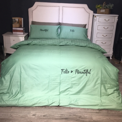 91家纺网 家纺一手货源 找家纺 （总）玖玖爱 2019新款纯色绣花条格两用四件套