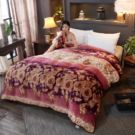 91家纺网 家纺一手货源 找家纺 雨洋家纺 2018新款加厚保暖金貂绒单品被套紫色玫瑰