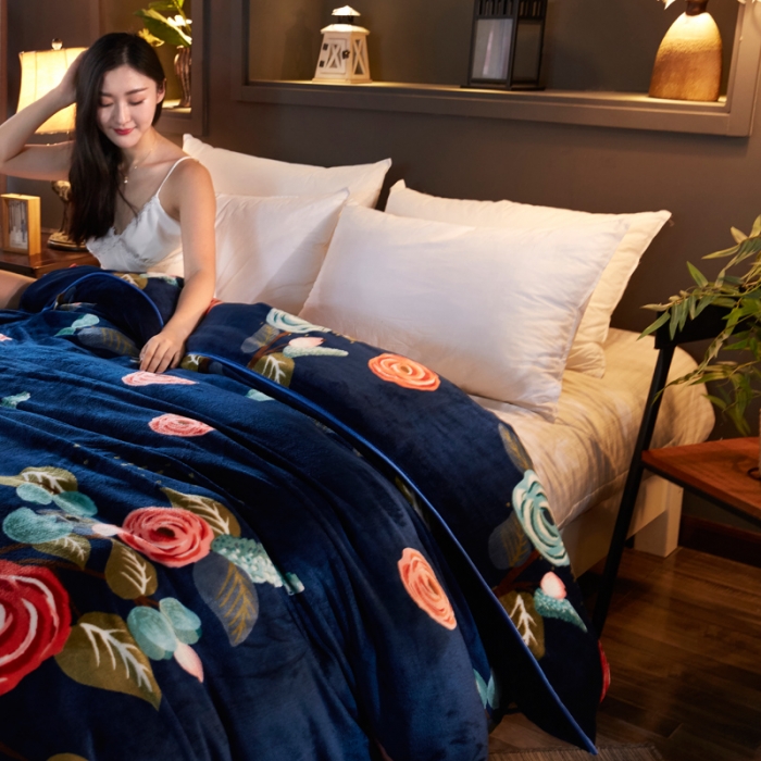 91家纺网 家纺一手货源 找家纺 雨洋家纺 2018新款加厚保暖金貂绒单品被套春之旋律