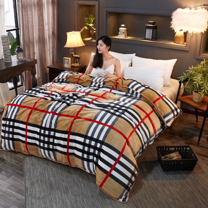 91家纺网 家纺一手货源 找家纺 雨洋家纺 2018新款加厚保暖金貂绒单品被套灰格子