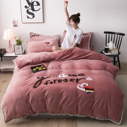 91家纺网 家纺一手货源 找家纺 （总）雨洋家纺 2019新款毛巾绣四件套