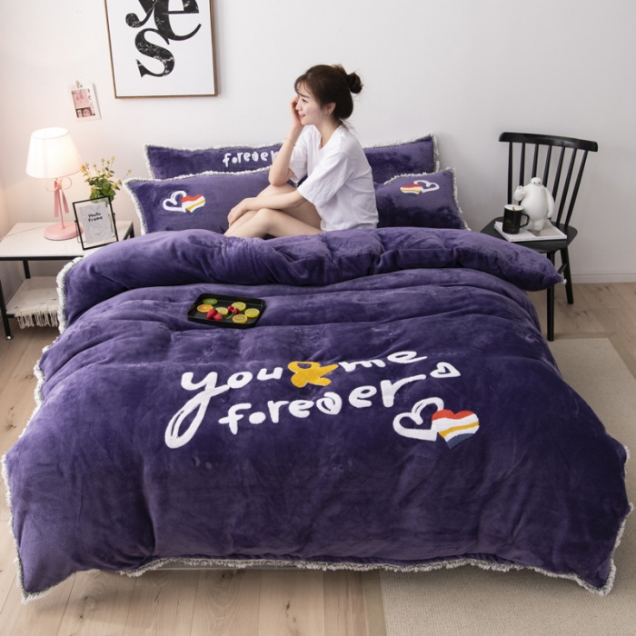 91家纺网 家纺一手货源 找家纺 雨洋家纺 2019新款毛巾绣四件套 紫罗兰