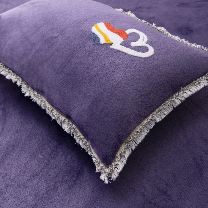 91家纺网 家纺一手货源 找家纺 雨洋家纺 2019新款毛巾绣四件套 紫罗兰