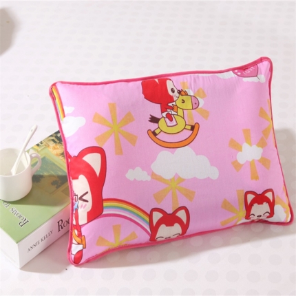 91家纺网 家纺一手货源 找家纺 皇皇冠之家枕芯儿童灰网决明子枕30*50一只