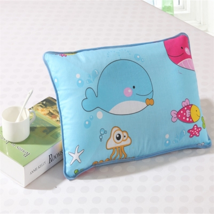 91家纺网 家纺一手货源 找家纺 皇皇冠之家枕芯儿童灰网决明子枕30*50一只