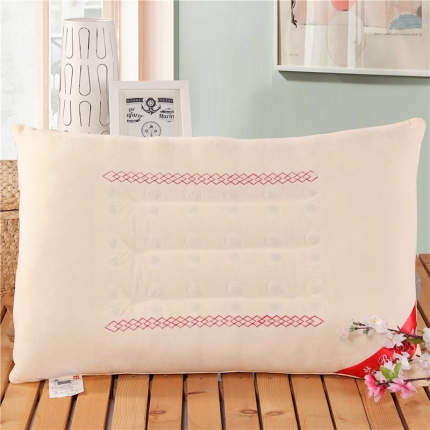 91家纺网 家纺一手货源 找家纺 皇冠之家 2019新款水晶绒磁疗枕 白色