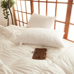 91家纺网 家纺一手货源 找家纺 日式 聚乙烯薄膜枕 枕芯软枕头,白色
