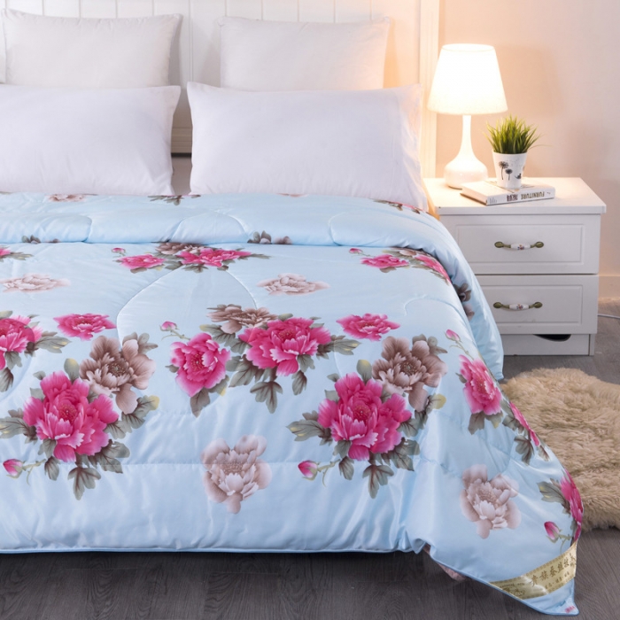 91家纺网 家纺一手货源 找家纺 鑫发家纺 2021新款丝绸印花被 盛世牡丹-蓝