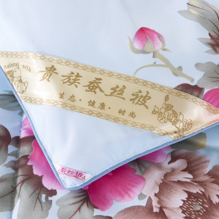 91家纺网 家纺一手货源 找家纺 鑫发家纺 2021新款丝绸印花被 盛世牡丹-蓝