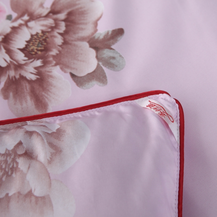 91家纺网 家纺一手货源 找家纺 鑫发家纺 2019新款织锦稠被 花香四溢-粉