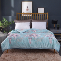 91家纺网 家纺一手货源 找家纺 （总）新款织锦稠印花子春秋被冬被夏凉被空调被芯,花香四溢-粉,花香四溢-蓝,花香四溢-香槟色,凯撒之恋-粉,凯撒之恋-紫,喜上枝头-豆沙紫,喜上枝头-兰,虞美人