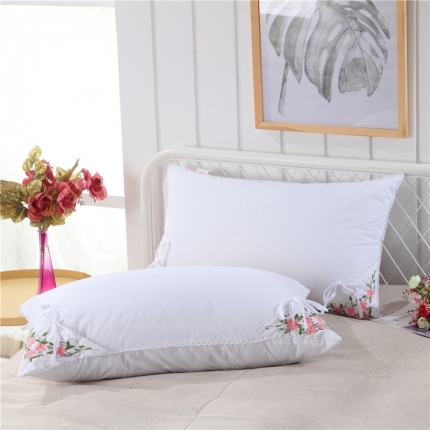 91家纺网 家纺一手货源 找家纺 天意美枕芯 4茉莉花绣花羽丝绒枕