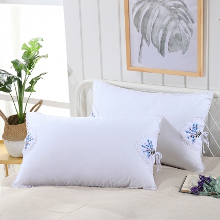 91家纺网 家纺一手货源 找家纺 天意美枕芯 5薰衣草绣花羽丝绒枕