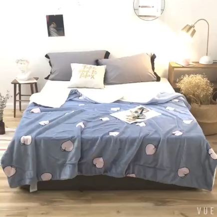 91家纺网 家纺一手货源 找家纺 昔可家纺 2018新品羊羔绒毛毯 蜜桃蓝