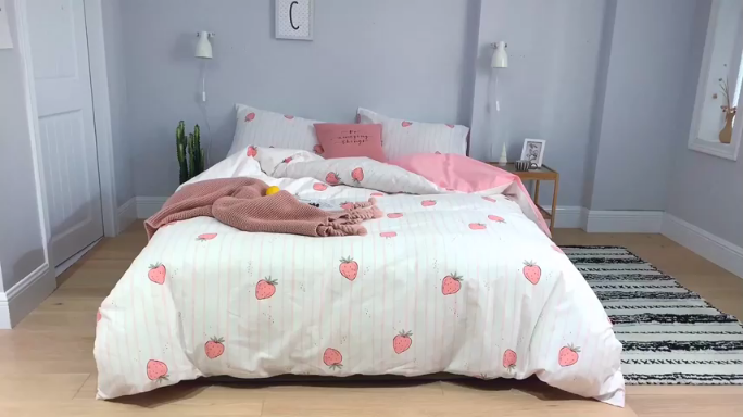 91家纺网 家纺一手货源 找家纺 棉生活 2019新款13372萌系小清新四件套床单款甜心草莓
