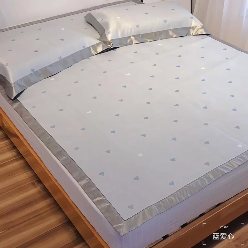 91家纺网 家纺一手货源 找家纺 本希 2019年水洗养生席提花单席款  蓝爱心
