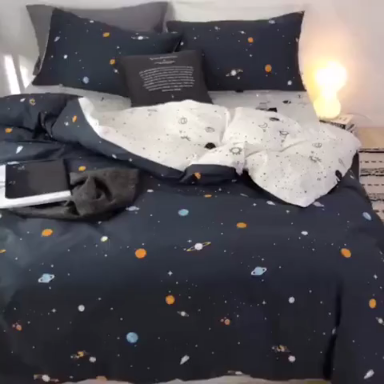 91家纺网 家纺一手货源 找家纺 沐棉 2019新款13370小卡通小清新四件套床单款 小宇宙