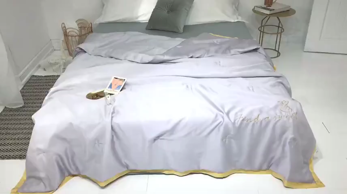 91家纺网 家纺一手货源 找家纺 润缦家纺 2019新款60天丝夏被比心系列 银河灰