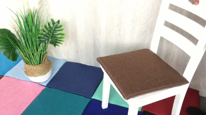 91家纺网 家纺一手货源 找家纺 （总）李帅家硬质棉坐垫加工定制亚麻坐垫订做logo防滑椅子垫
