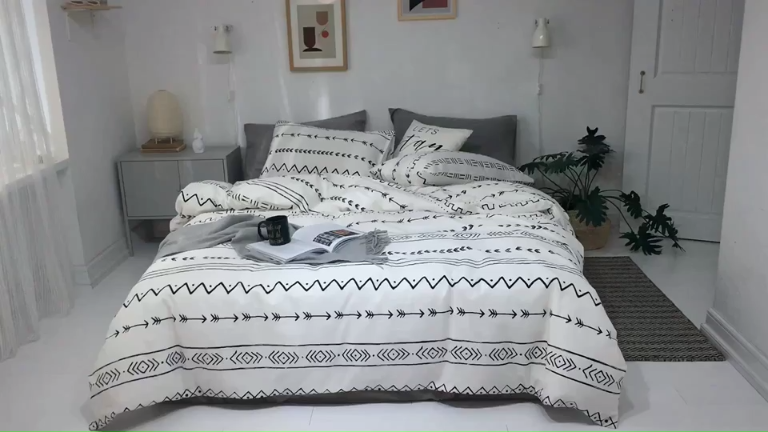 91家纺网 家纺一手货源 找家纺 梦家居 2019新品北欧简约全棉四件套 巴洛克-浅灰