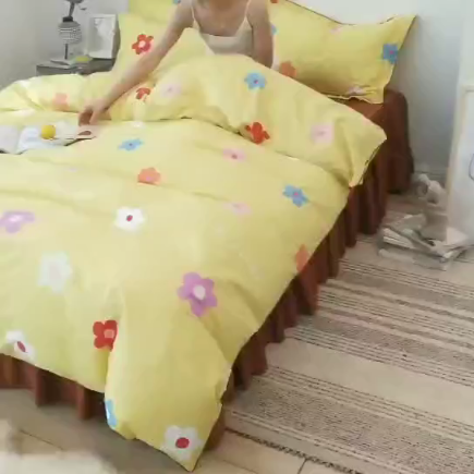 91家纺网 家纺一手货源 找家纺 万盛家纺 全棉滚绳款夹棉床裙四件套 偶遇