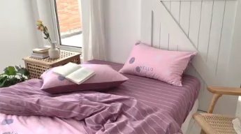 91家纺网 家纺一手货源 找家纺 时年 2019全棉小可爱四件套 hello圆点紫