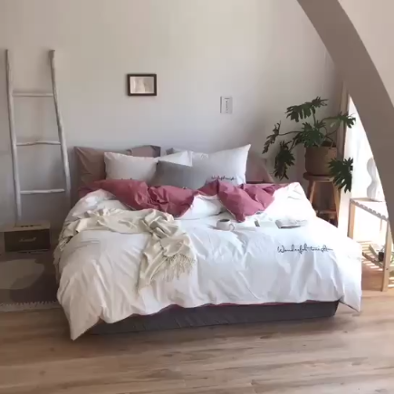 91家纺网 家纺一手货源 找家纺 怡家居 2019纯棉色织水洗刺绣简约款四件套床单款 白加豆沙