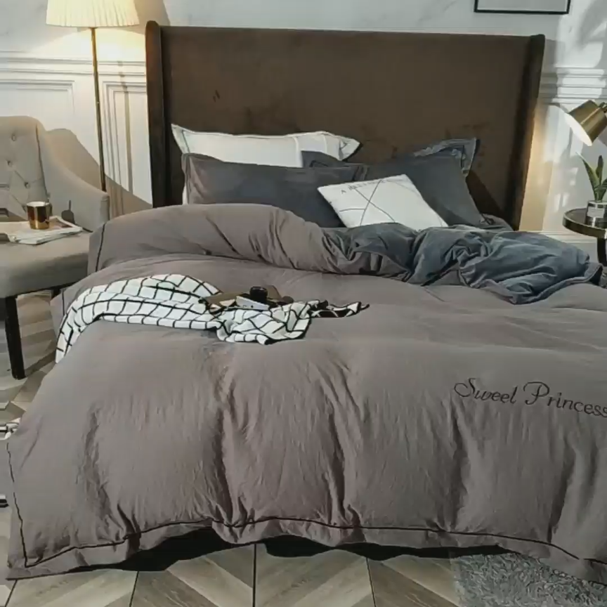 91家纺网 家纺一手货源 找家纺 骏腾 2022新款甜心公主水晶绒绣花四件套 甜心公主-灰