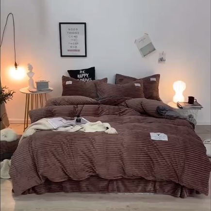 91家纺网 家纺一手货源 找家纺 唐人居家纺  2025冬季保暖魔法绒四件套 丽莎-摩卡