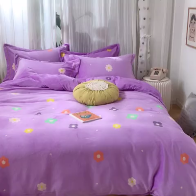 91家纺网 家纺一手货源 找家纺 时年 2019牛奶绒印花保暖四件套 小花花-紫