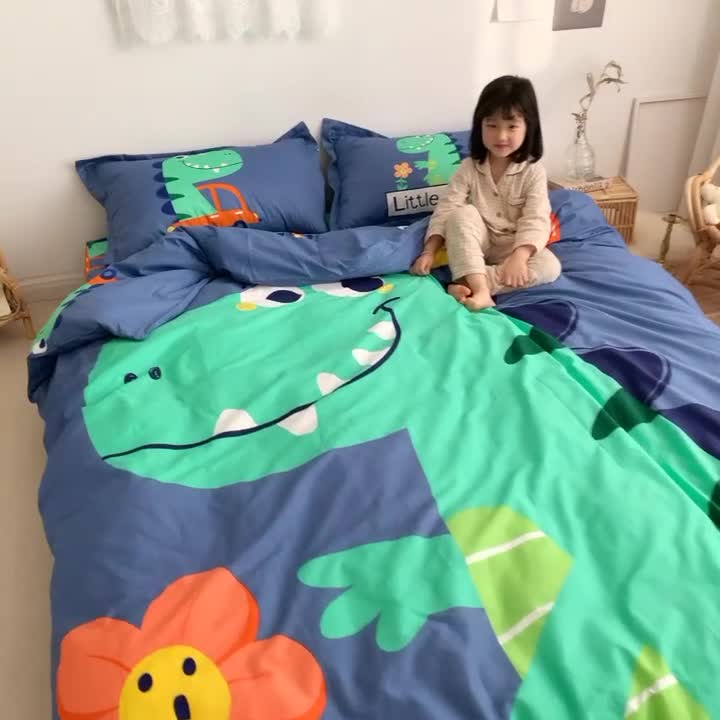 91家纺网 家纺一手货源 找家纺 金爱家家纺 2021新款童梦系列大版卡通全棉四件套 恐龙乐园