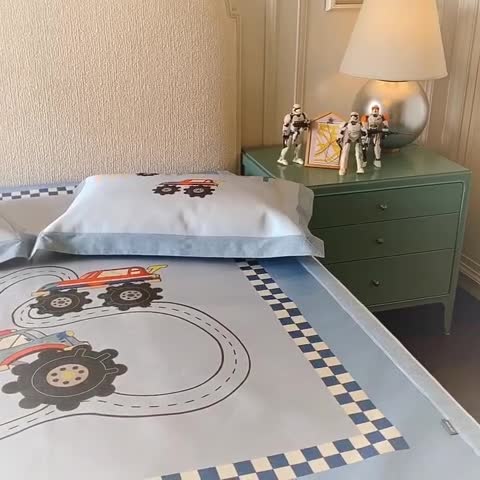 91家纺网 家纺一手货源 找家纺 本希 2020新款高端可水洗冰丝凉席提花系列实拍图 工程赛车