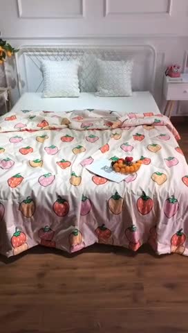 91家纺网 家纺一手货源 找家纺 润缦 2020新款纯棉全棉精梳棉夏被 白草莓