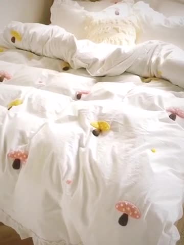 91家纺网 家纺一手货源 找家纺 淑女公社 2020新款毛巾绣四件套 小蘑菇纯白