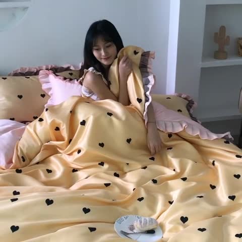 91家纺网 家纺一手货源 找家纺 欧冠 2020新款水洗真丝蕾丝花边款四件套 挚爱-黄