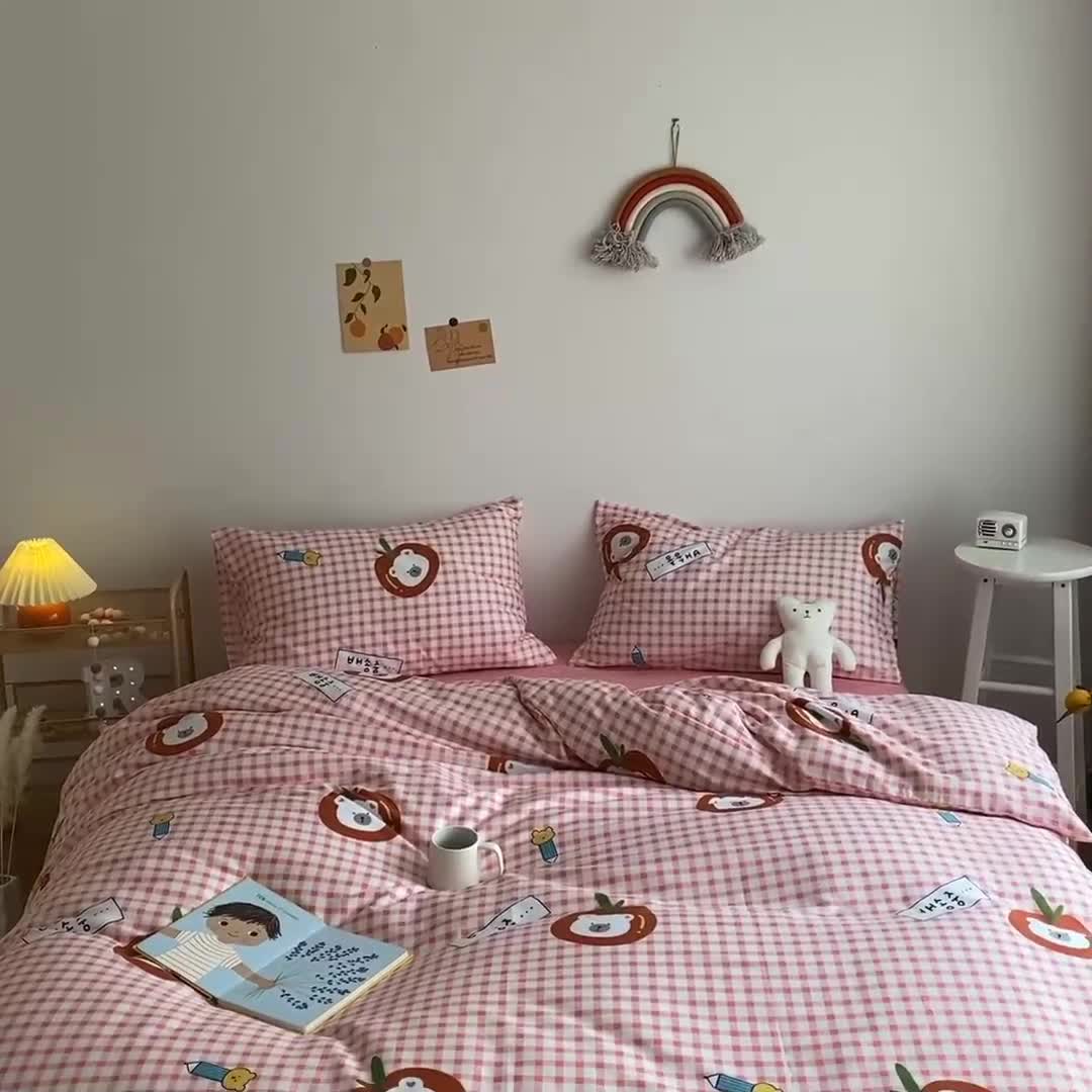 91家纺网 家纺一手货源 找家纺 星期八 2020新款全棉13070亲子四件套系列 苹果熊