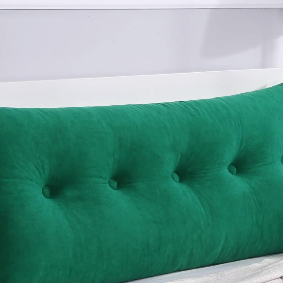 91家纺网 家纺一手货源 找家纺 厂家直销2020新款三角亲肤绒面料床头靠垫靠背床上靠枕榻榻米