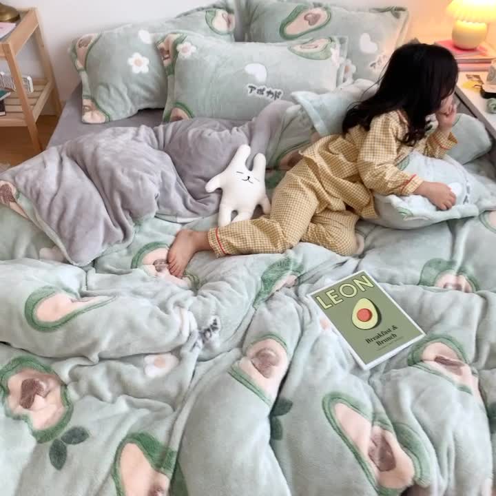 91家纺网 家纺一手货源 找家纺 川悦生活 2020新款雪花绒四件套 爱心牛油果